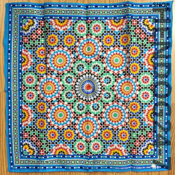 LARGE MOROCCAN TILE BANDANA SCARVE ONE SIZE - Picture 2 of 4